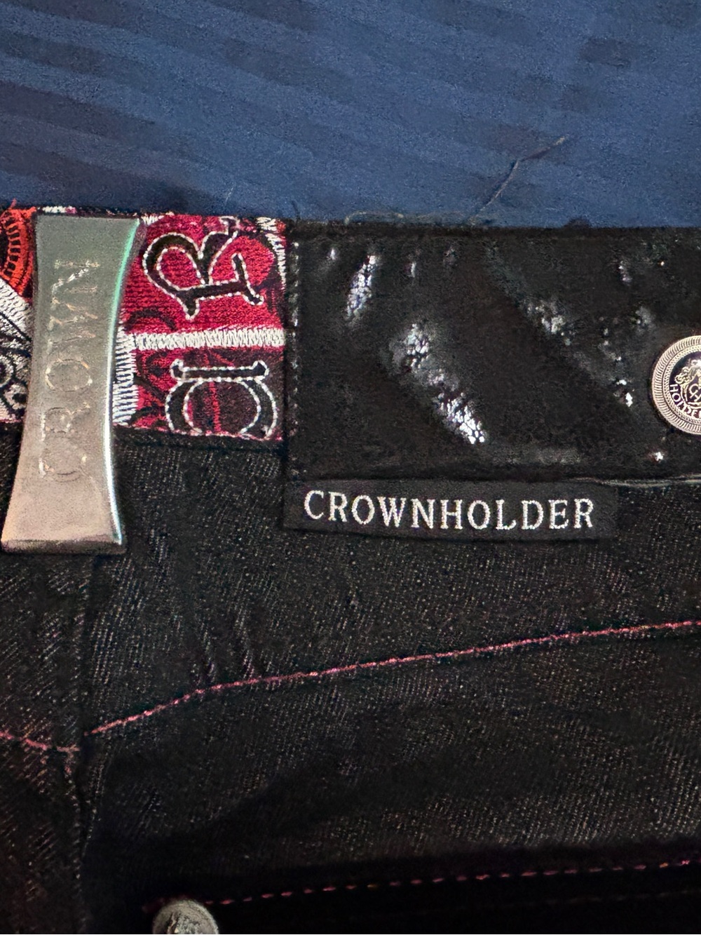 Crown Holder Men’s Black Jean Shorts with Red & White pockets & trim - Picture 4 of 8